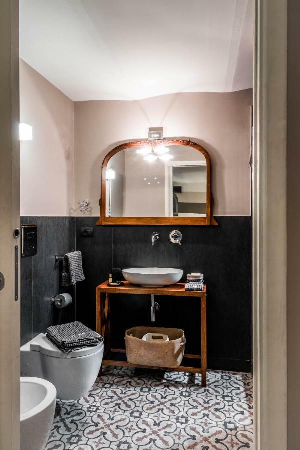 Aparthotel Bozzi 1910 Bari Esterno foto
